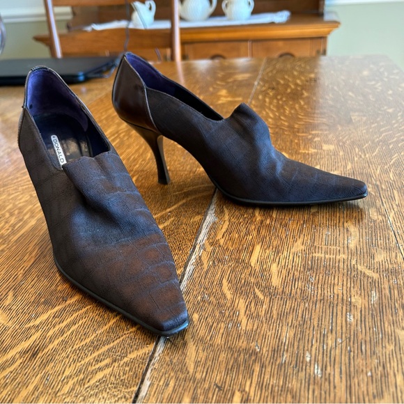 Vintage Donald J Pliner Unique Alligator Fabric Heeled Shoe - Picture 2 of 6